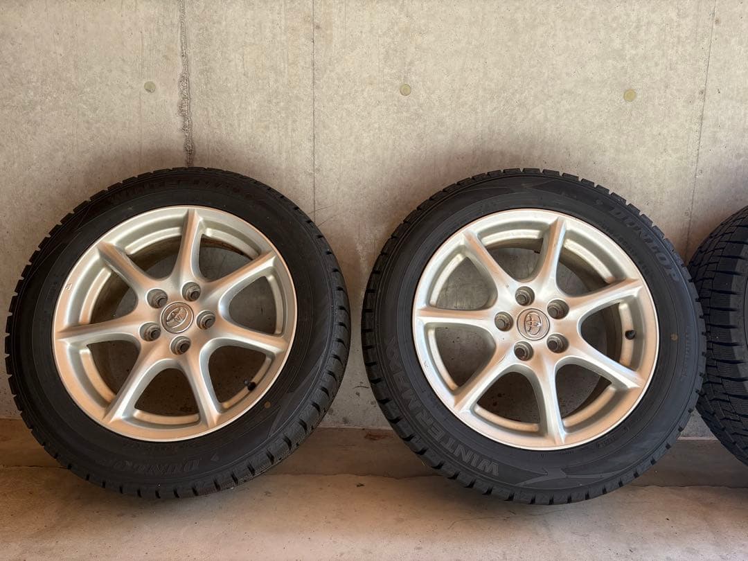 DUNLOP スタッドレス 215/55R17 21年製 エスティマ純正ホイール